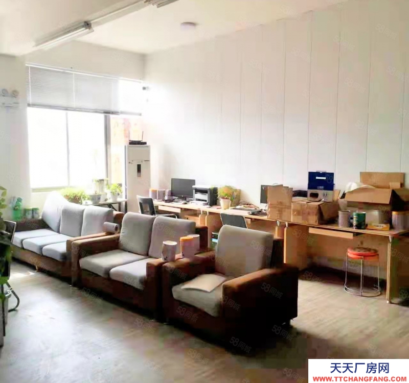 (出租)阜陽潁泉 商貿(mào)城人流量大工人好招，獨立大院可進大車，辦廠倉庫辦公均可