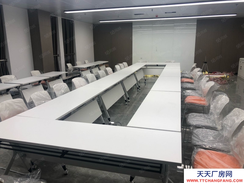 (出租)阜陽太和 政府產(chǎn)權(quán)電商園區(qū)場地招商