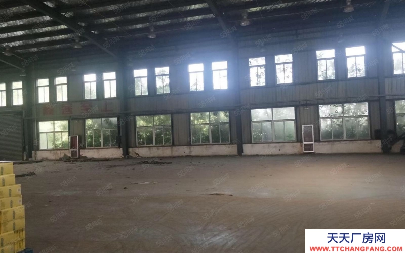 (出租) 阜陽潁上開發(fā)區(qū)一樓3000方廠房出租 層高9米 大路口 進出方便