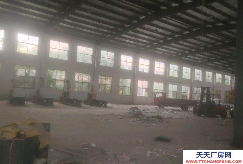 (出租) 阜陽阜南廠內空間很大進出方便在三環路旁，交通方便