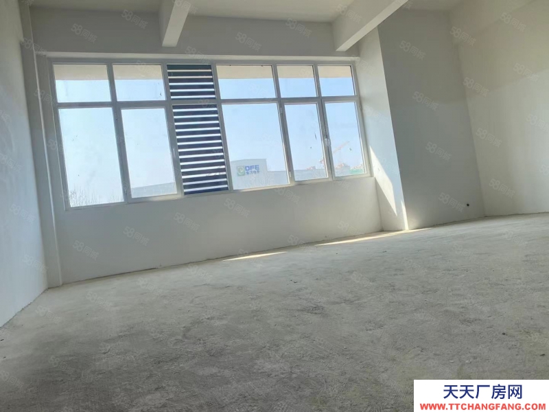 萊山會(huì)客倉(cāng)儲(chǔ)現(xiàn)房獨(dú)棟低水電費(fèi)商墅品質(zhì)三成首付