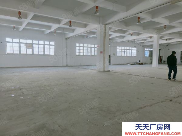 蘇州市相城區二樓倉庫,1000平起租,一共9000平,大車方便,大貨梯。