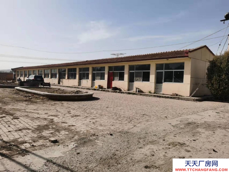 (出售) 大紅本，水電齊全，住房，糧庫，牛舍，晾場，草場，糞場齊全