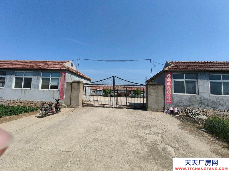 海陽(yáng)市七十間房通透明亮，可辦公辦廠，院子寬敞，停車(chē)方便，交通便利
