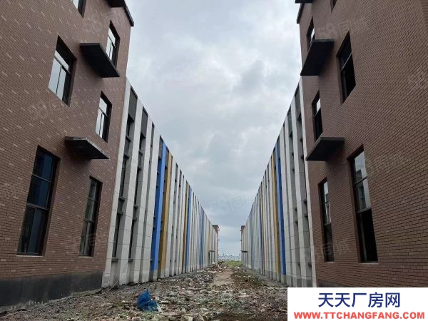 蘇州市滄浪區(qū)單層火車頭現(xiàn)房廠房出售50年產(chǎn)權(quán)