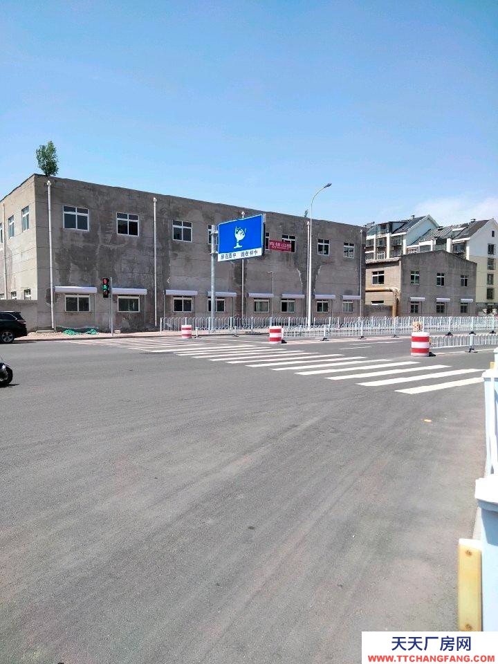 (出租)  天津河東距二號橋輕軌站300米，龍峰路上，位置好