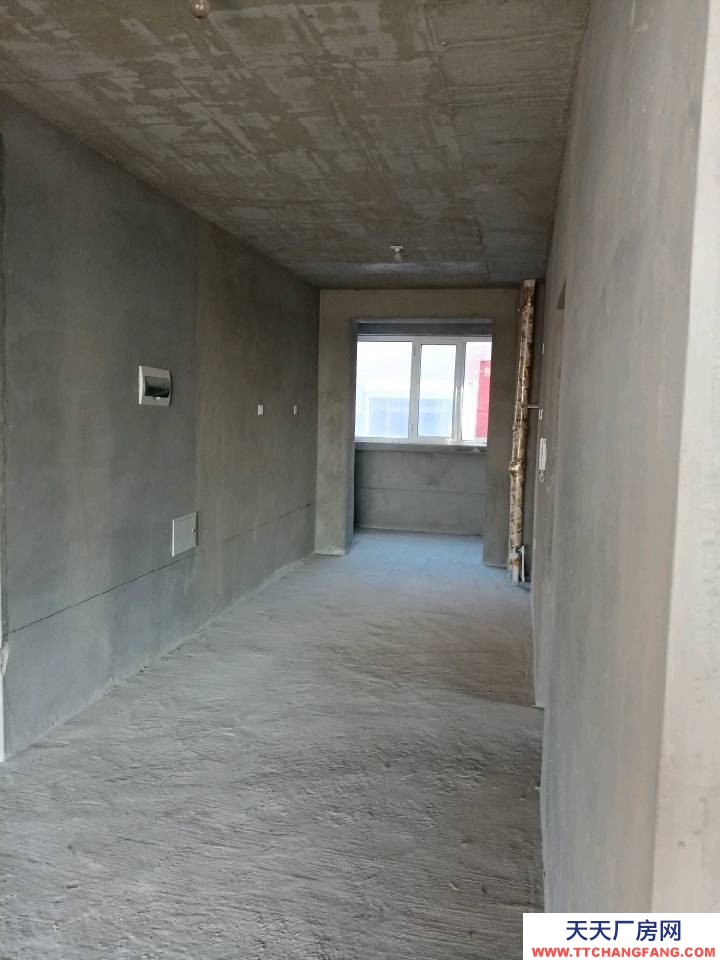 (出租) 天津靜海這房子是個一樓，進出方便，適合當倉庫或者小型加工廠