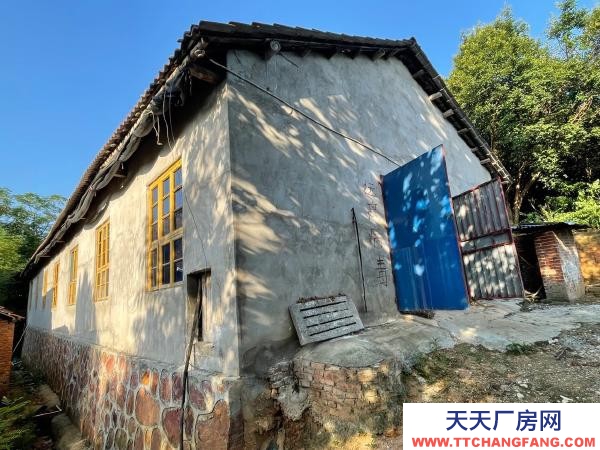 常德市澧縣閑置豬廠一棟設施齊全,可帶住房出租(售)。