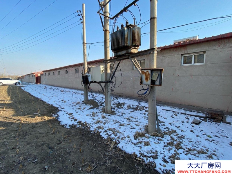 唐山 古治 機(jī)械加工廠,也可當(dāng)其他或者倉(cāng)庫(kù)使用,水電齊全面積12畝