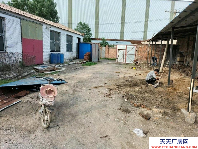 唐山 開平 水電齊全，交通便利，可進大車，可當廠房可當倉庫可辦公。