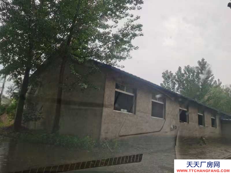 唐山 遷安 內(nèi)部設(shè)施齊全,有廠房庫房,有空地