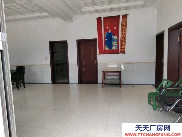 常德市石門縣 四間二層樓房，院子場地寬