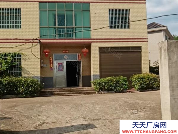 衡陽市雁峰區(qū)南二環(huán)賀雷沖衡鐵運校旁,210方院子350平方