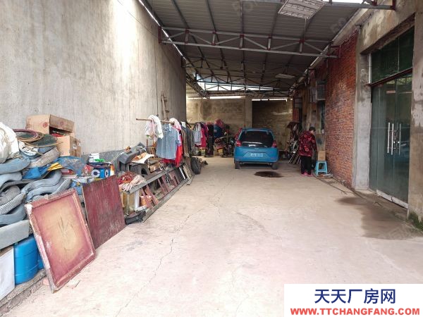 衡陽(yáng)市石鼓區(qū)角山三星村廠房室內(nèi)肆佰方室外陸佰方,交通便利