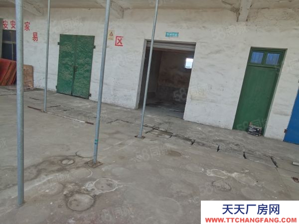 無錫宜興城區(qū)附近獨門獨院1800平方倉庫出租