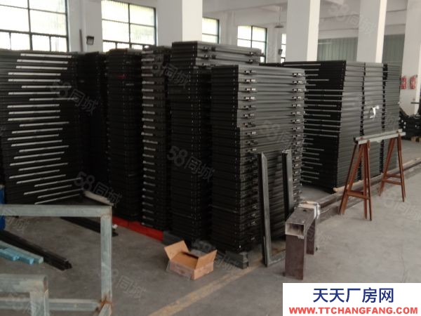 無(wú)錫江陰周莊工業(yè)園,獨(dú)門(mén)獨(dú)戶3400平,集體土地,一切配套齊全。