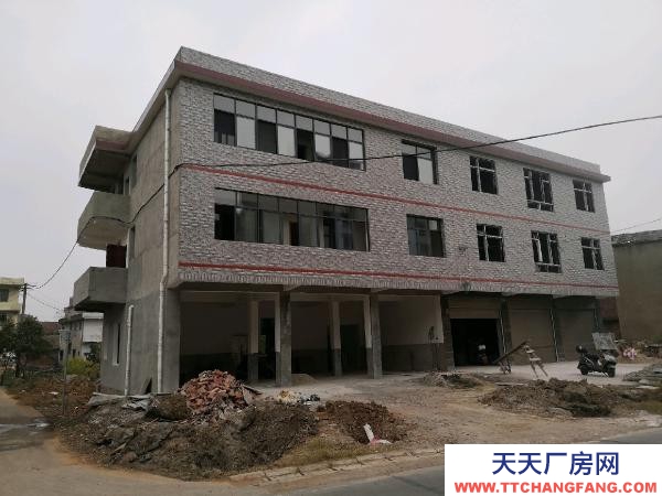 衡陽(yáng)市耒陽(yáng)區(qū) 高速路口，停車(chē)方便，可做農(nóng)家樂(lè)，大飯店，廠房