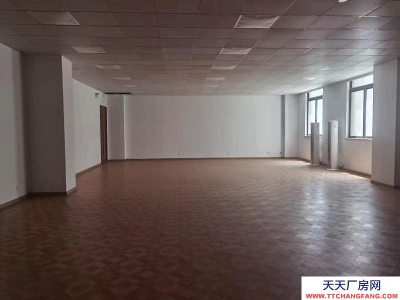 廠房/倉(cāng)儲(chǔ)出租科福路地鐵11號(hào)線直達(dá)多種面積自由選擇