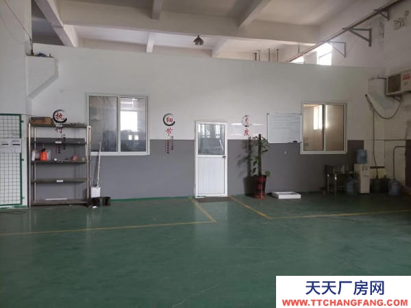 無(wú)錫濱湖胡埭1000平方標(biāo)準(zhǔn)廠房，有環(huán)氧地坪，有行車，近國(guó)道