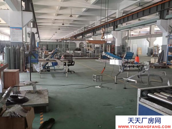 無(wú)錫濱湖胡埭1000平方標(biāo)準(zhǔn)廠房，有環(huán)氧地坪，有行車，近國(guó)道