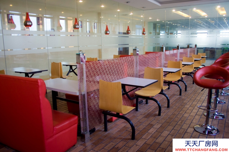 地鐵11號線直達(dá)、廠房/倉儲出租、即租即用、可直接拎包入住