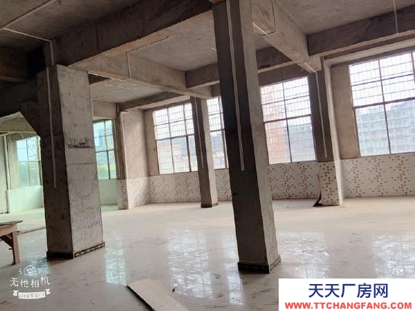 衡陽市祁東縣 朝陽路金色梯田幼兒園路口 2樓廠房 400平米