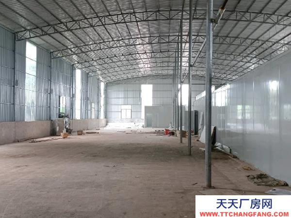 衡陽市常寧市 214線旁鋼架廠房（23m×78m），四周有窗戶