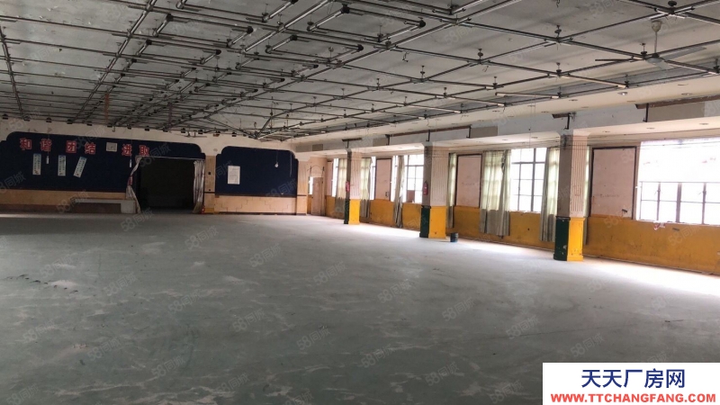 寧波鎮(zhèn)海(出租) 澥浦工業(yè)區(qū)二樓標(biāo)準(zhǔn)廠房1000平13元出租了，電充足有貨梯