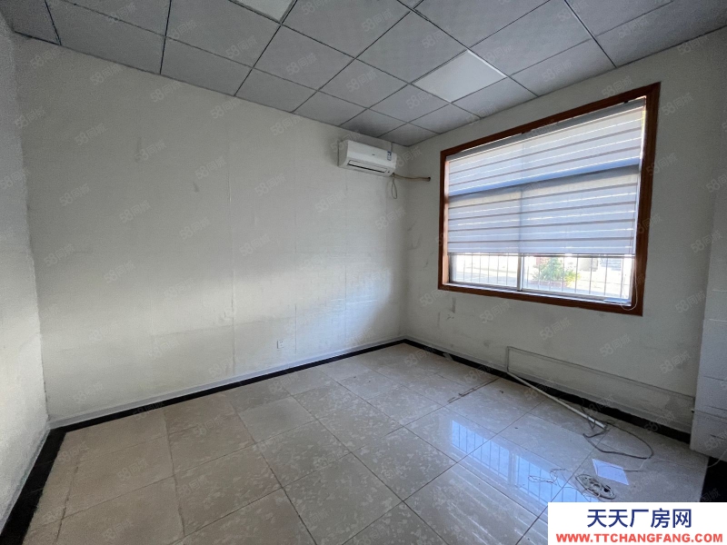 (出租) 西安雁塔區(qū)長(zhǎng)安南路獨(dú)院辦公廠房2500平招租,交通便利