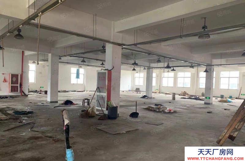 寧波鄞州(出租) 云龍工業(yè)區(qū)三樓900平 16元平 貨梯2噸 大車(chē)進(jìn)出