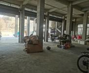 (出租)恩施利川 前面三間后面四間的門面,共350平,交通方便