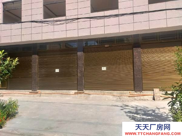 (出租) 恩施利川交通方便,水電齊全,前后還有四百平硬化空地。可做廠房,倉庫。