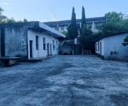 (出售) 資陽簡陽村小學學校，整體出售，集體建設用地，交通方便