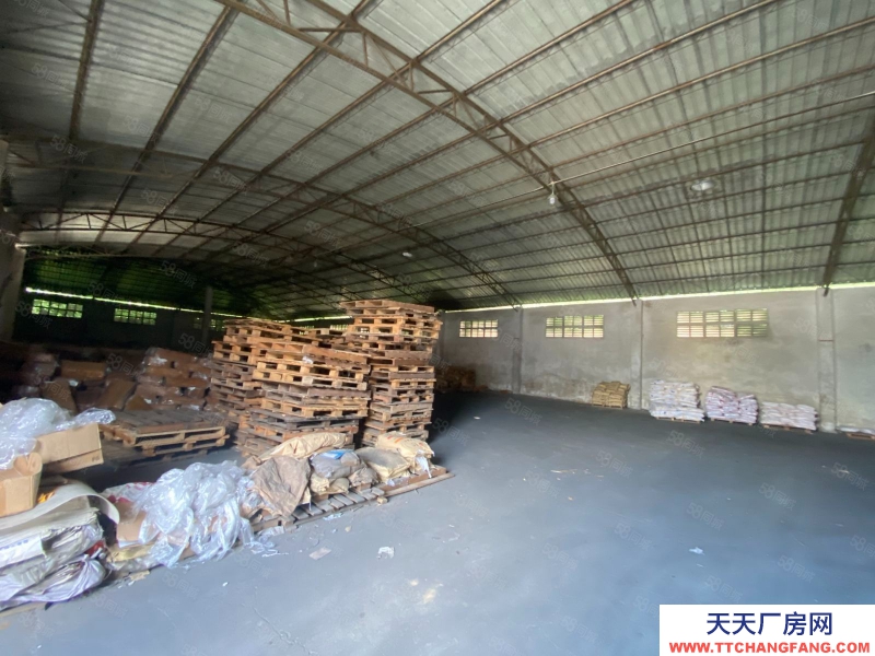 (出租) 中山市阜沙鎮新出單一層廠房出租面積900平門口空大停車方便。