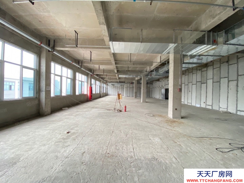 (出售)西安長安 郭杜現房廠房出售！首付30！層高4.5米，可做生產加工！急售