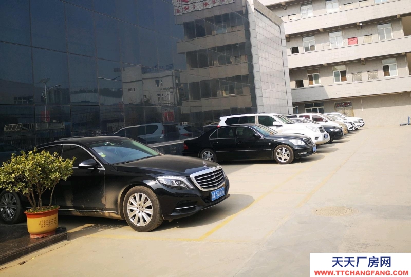 (出售) 西安藍田現成工業廠房，有辦公區，展廳，宿舍樓