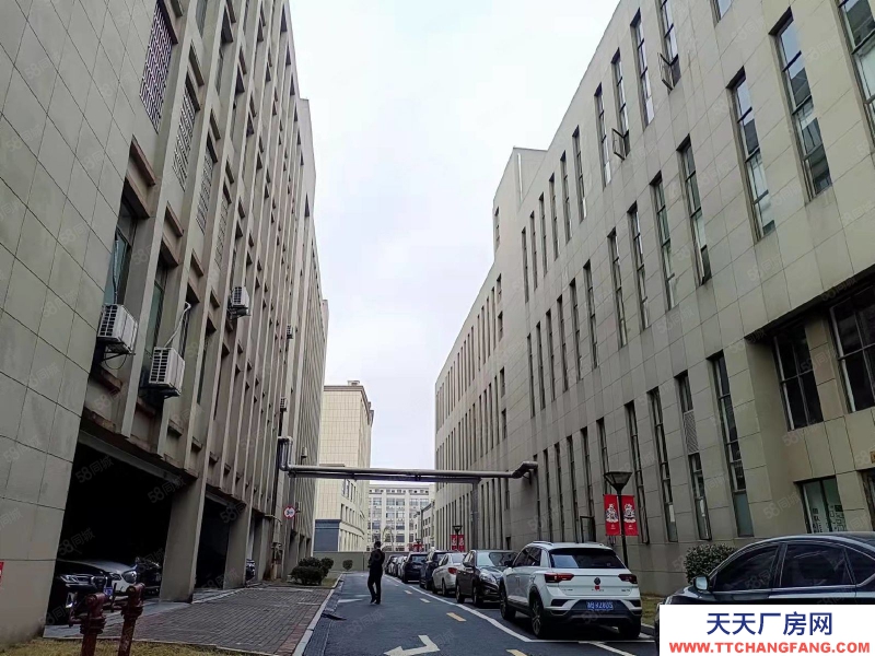 寧波余姚(出售) 余姚低塘8畝5000平。標(biāo)準(zhǔn)廠房，形象好，主路邊