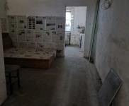 (出租) 荊門東寶家屬樓一樓倉庫 適合存放貨物 院內可停車