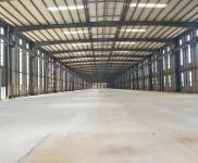 (出租) 咸寧嘉魚標(biāo)準(zhǔn)廠房對(duì)外出租，可整租，也可分租，適合各種類型的企業(yè)入駐。