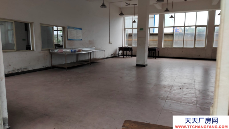 成都市崇州經濟開發區34畝雙證重鋼結構廠房出售可貸款