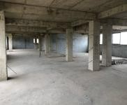 (出租) 咸寧赤壁樓梯房，帶電梯，每層1000多平方，用于作坊，加工，