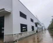 (出租)咸寧赤壁標(biāo)準(zhǔn)化鋼結(jié)構(gòu)廠房，新做的才完工，有單獨(dú)辦公樓和宿舍樓