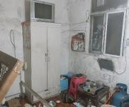 (出售) 鄂州華容明堂街布鞋廠宿舍樓上二樓有獨(dú)立衛(wèi)生間兩間房