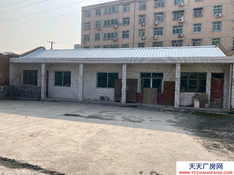 (出租) 渭南蒲城顯示中 廠房?jī)?nèi)有8小間，6大間廠棚，三相電，空間廠地也較大。