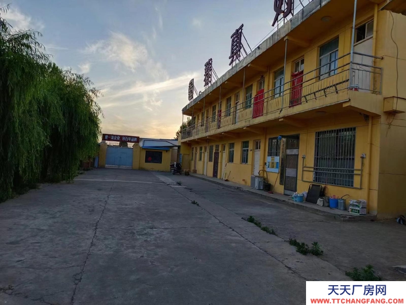 (出售) 渭南大荔交通方便，對面有學校，可做商業，可做企業生產，可開發成獨院。