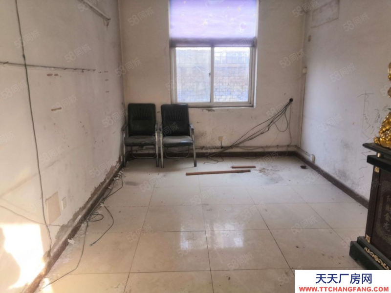 廊坊 三河市 出租李旗莊4000平大廠房好分租有環評