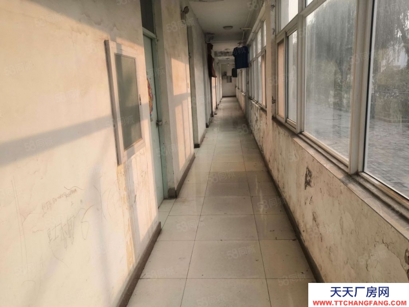 廊坊 三河市 出租李旗莊4000平大廠房好分租有環評