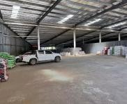 (出租) 隨州吾悅廣場后全框架結構，方便貨車進出。