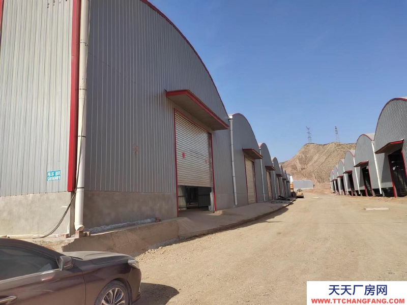 (出租) 蘭州西固高速口附近50畝土地出租廠房庫(kù)房6-10元/平出租