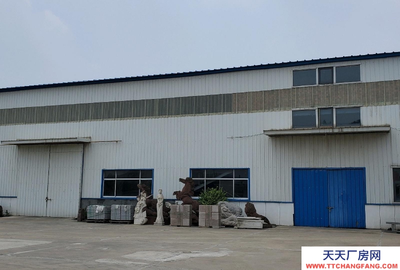 臨沂莒南鋼構廠房，1200平方，水電齊全，交通方便對外出租。